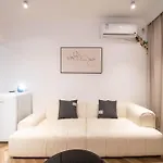 Shanghai Hills&Serendipity Coloured Glaze Family Homestay With 2 Bedrooms Near Line1&2 People Square