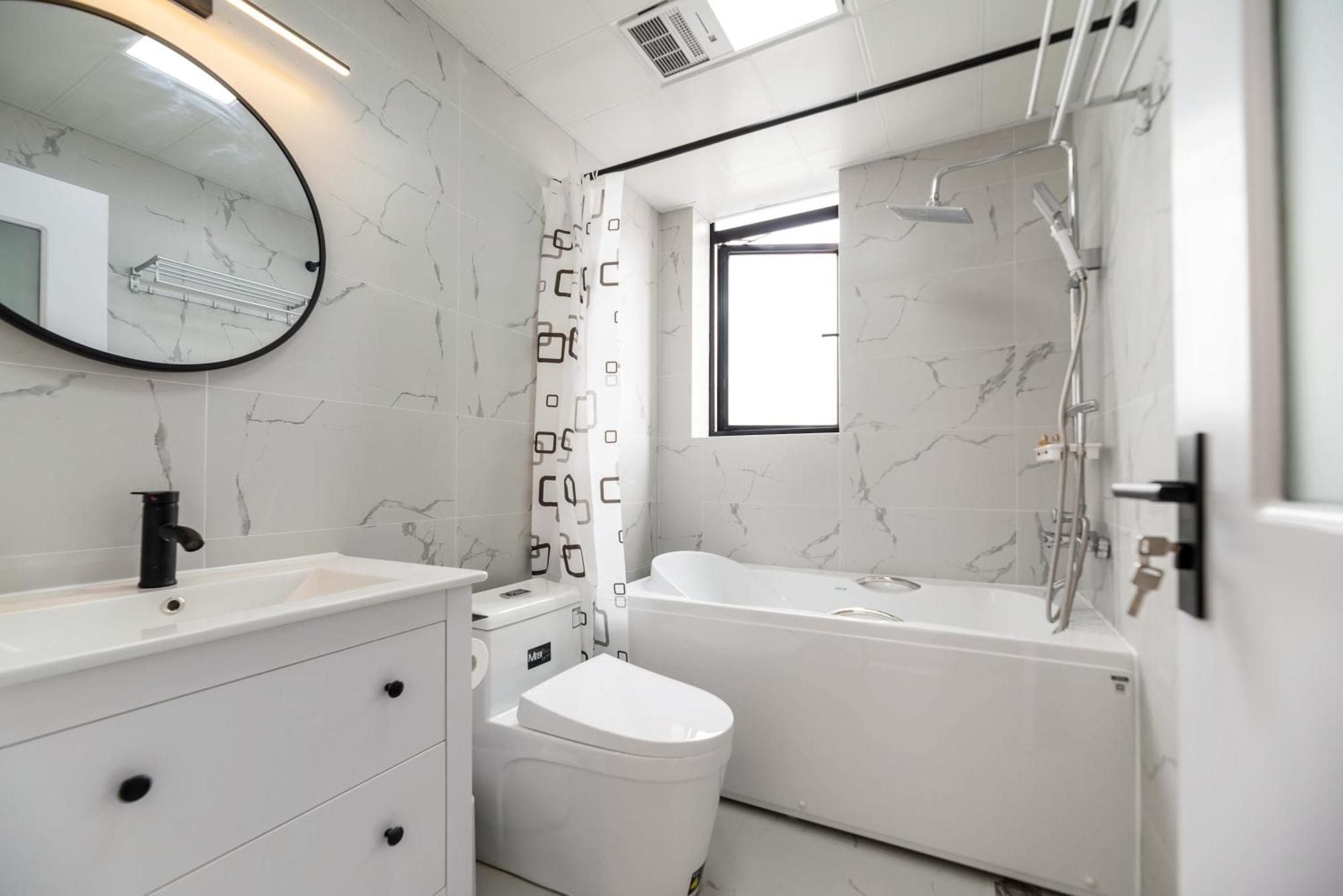 Hills&serendipity Coloured Glaze Family With 2 Bedrooms Near Line1&2 People Square Apartment Shanghai