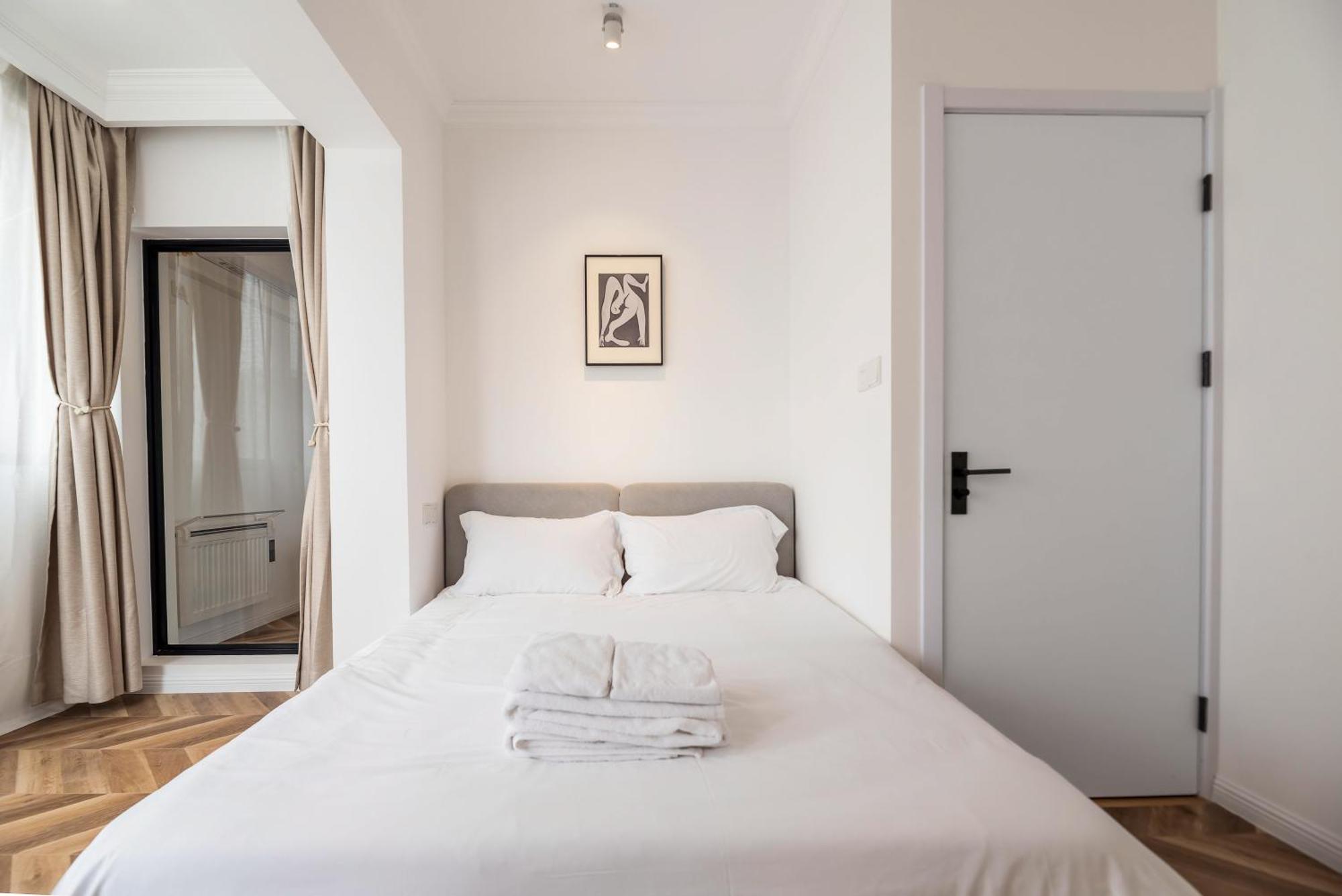 Apartment Hills&serendipity Coloured Glaze Family With 2 Bedrooms Near Line1&2 People Square Shanghai